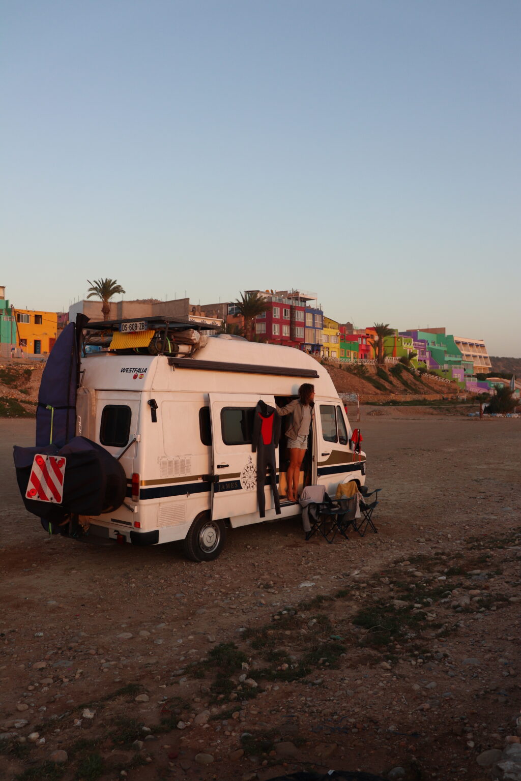 Leader en accessoires de camping-car, fourgon et caravane