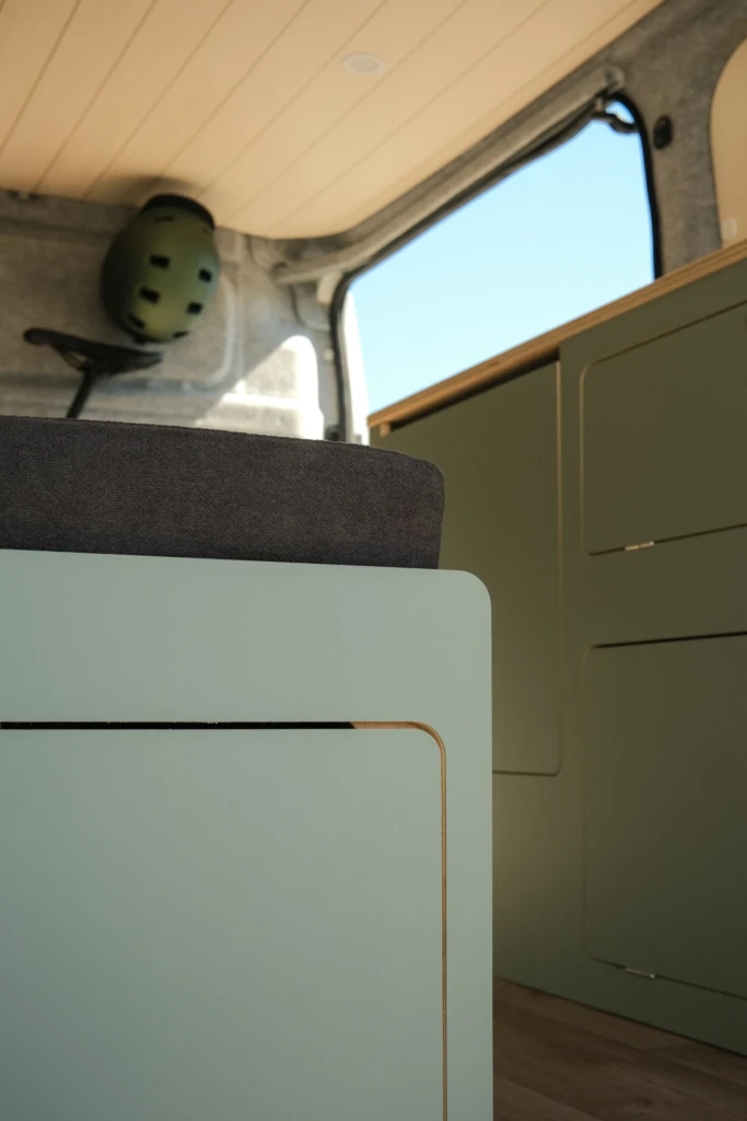 f04bf9a6-879c-4aa8-b5df-3a5ffe08030b