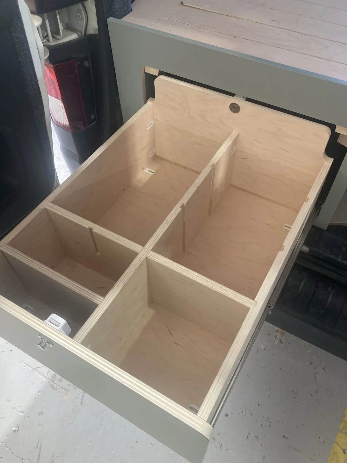 tiroir van aménagé