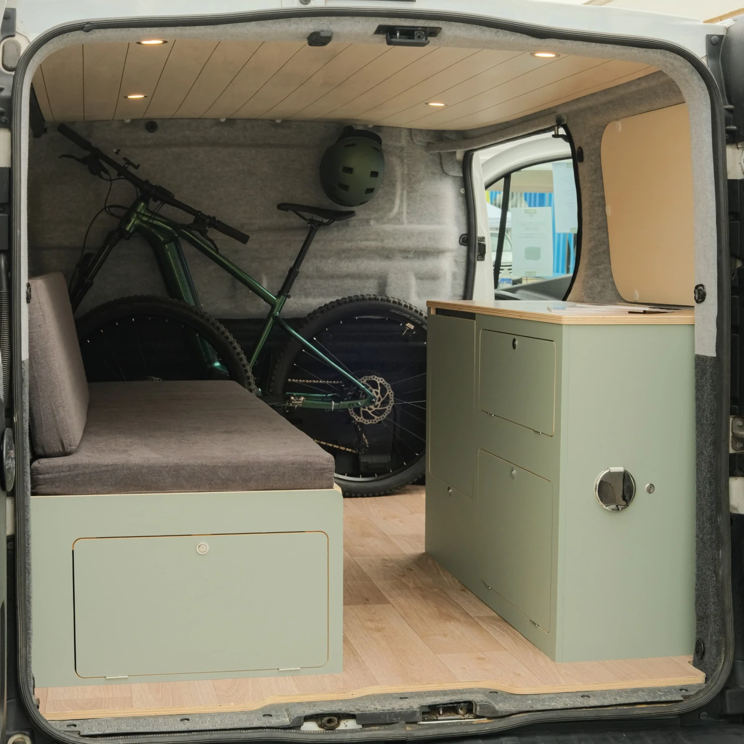 45adaf37-3778-450e-a169-19aa30583fa9